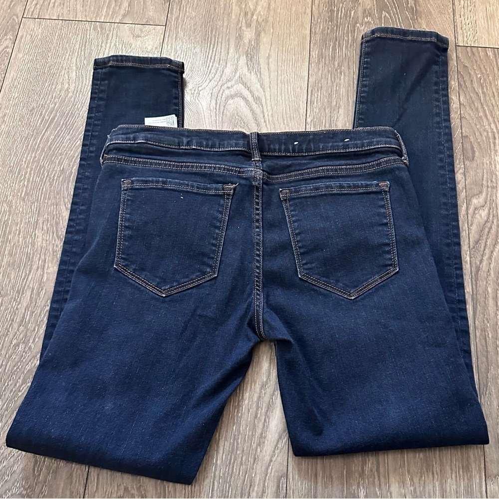 👖 Banana Republic Skinny Jeans - Size 28 🌟 - Picture 4 of 13